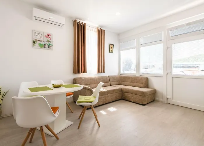 Nika Apartman Cavtat