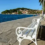 Nika Apartamento *