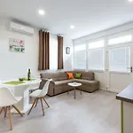 Apartamento Nika *
