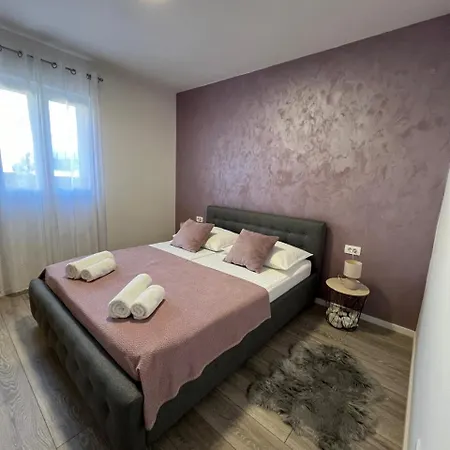 Nika Apartment
