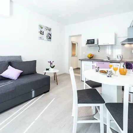 Apartment Nika
